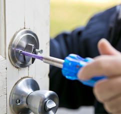 City Locksmith Store North Miami, FL 305-894-5982 City Locksmith Store North Miami, FL 305-894-5982